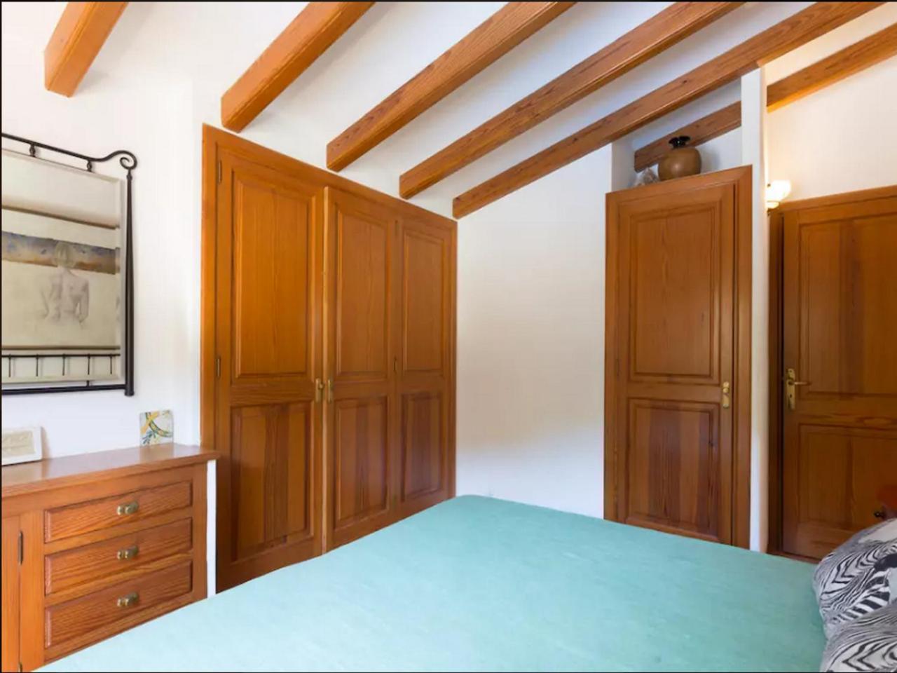 Mountain Beach Villas: Family-Friendly Retreat for Active Travelers Port de Pollenca Exterior photo
